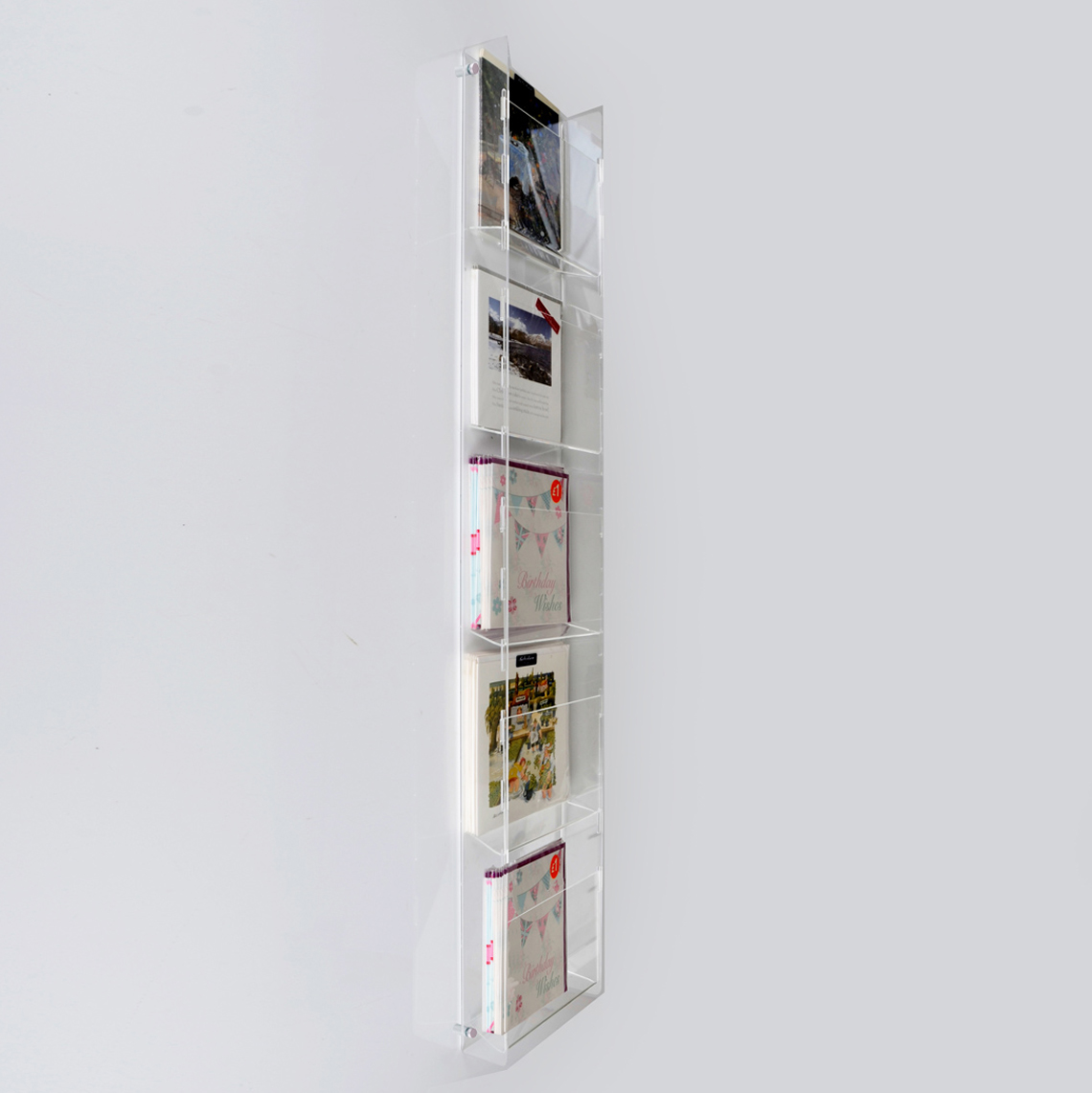 wall_mounted_card_display_rack