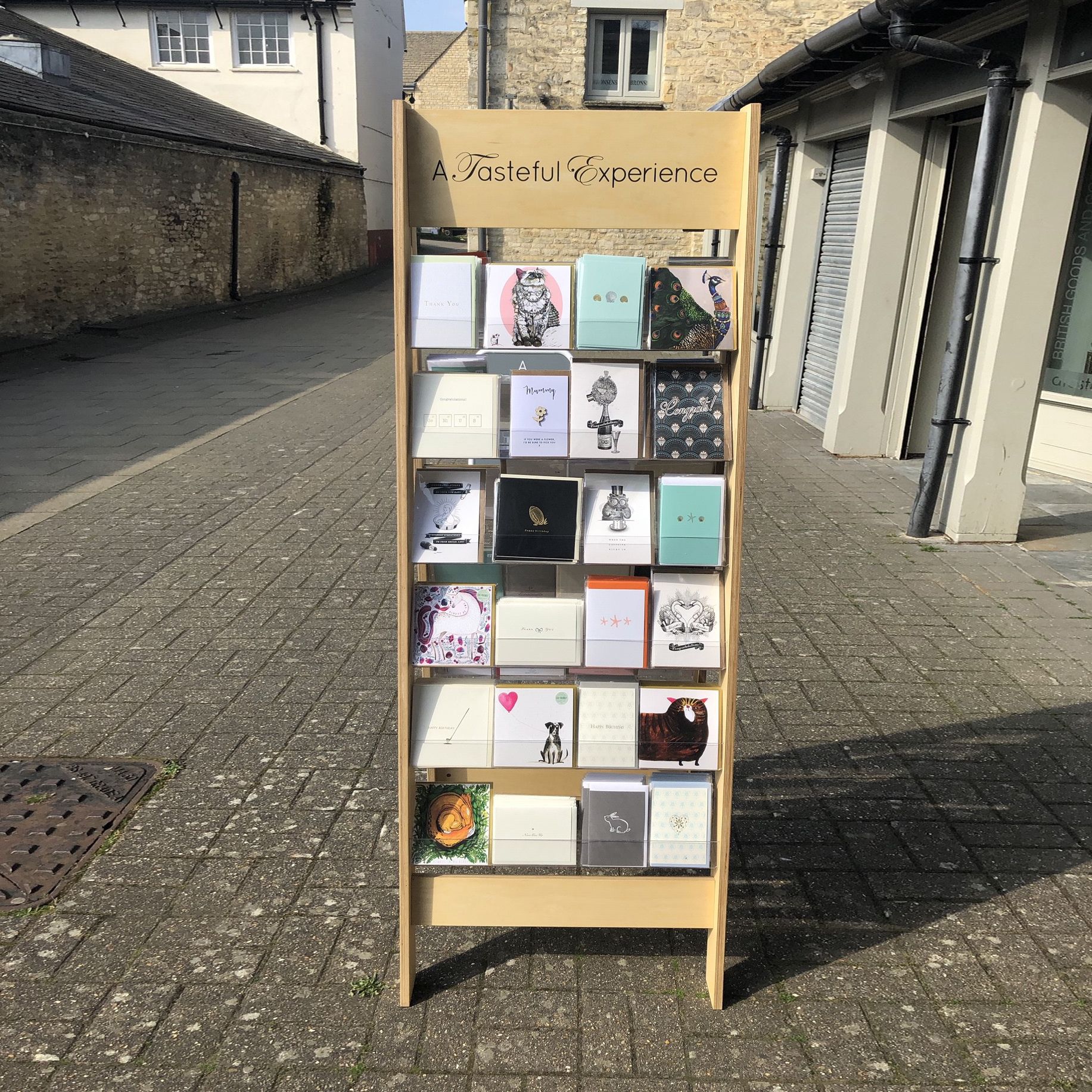 greeting_card_display_frame_stand_A