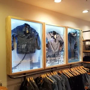Illuminated Retail Display