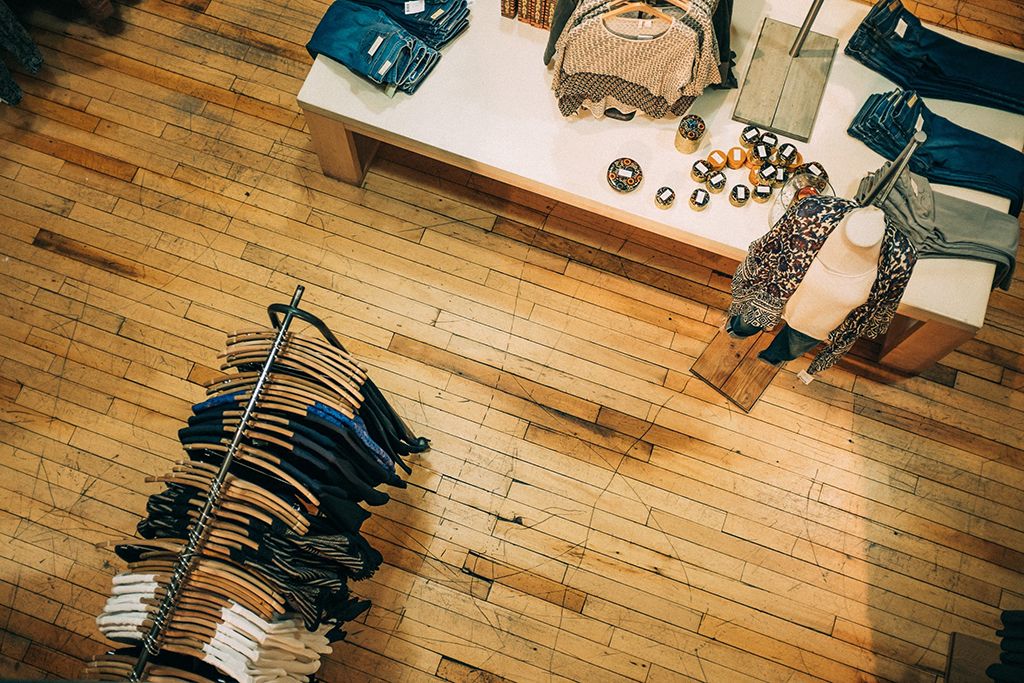 retail-space-clothing-wooden-rustic-layout-floor-ashim-d-silva-unsplash